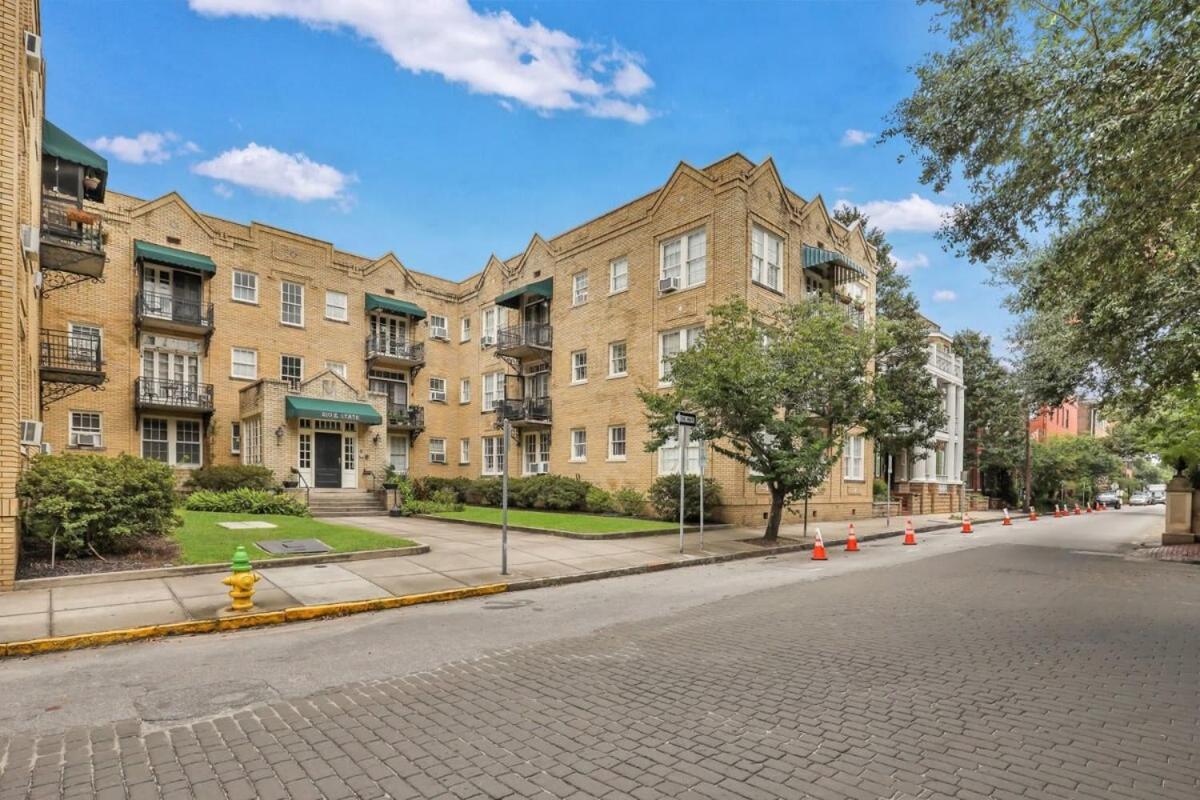 Southern Belle On Oglethorpe Square Savannah Exterior foto